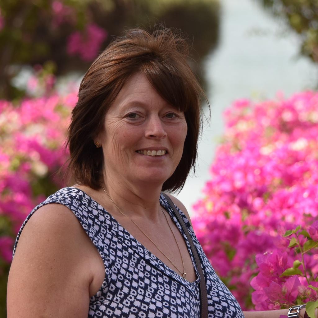 Christel Van Loocke uit Bredene overleden bij uitvaartzorg Bentein Pollet Oudenburg